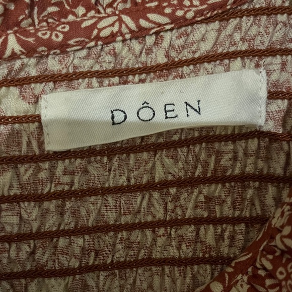 Doen Brown Floral folk print Mini Dress - Picture 2 of 9